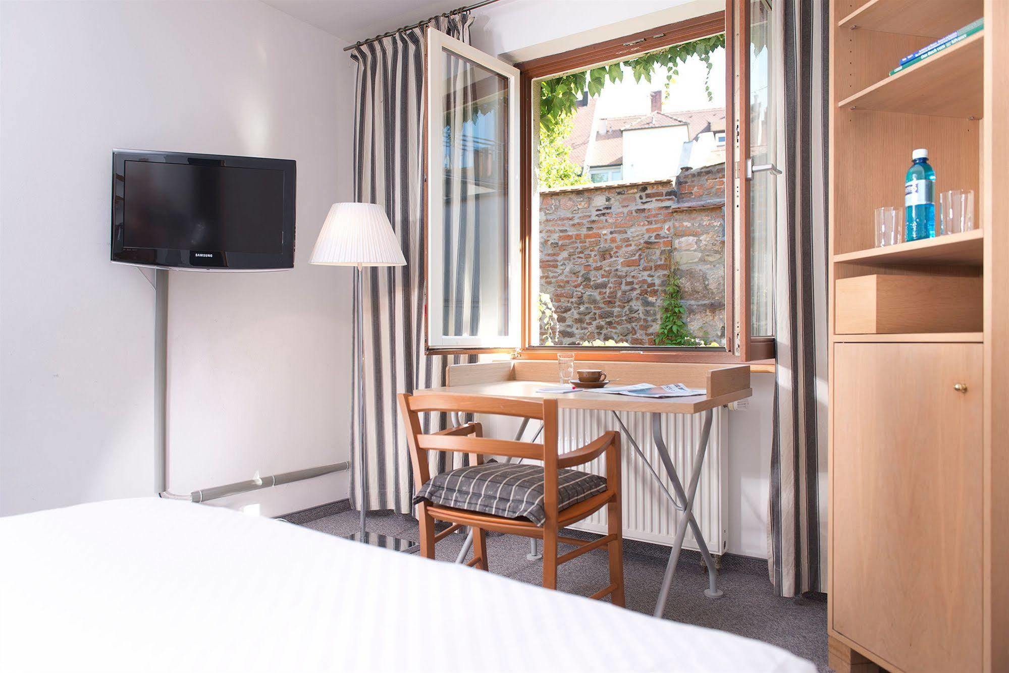 Hotel Agneshof Nuernberg Chambre photo